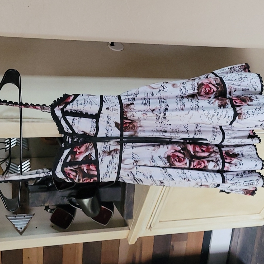 Hot topic dress